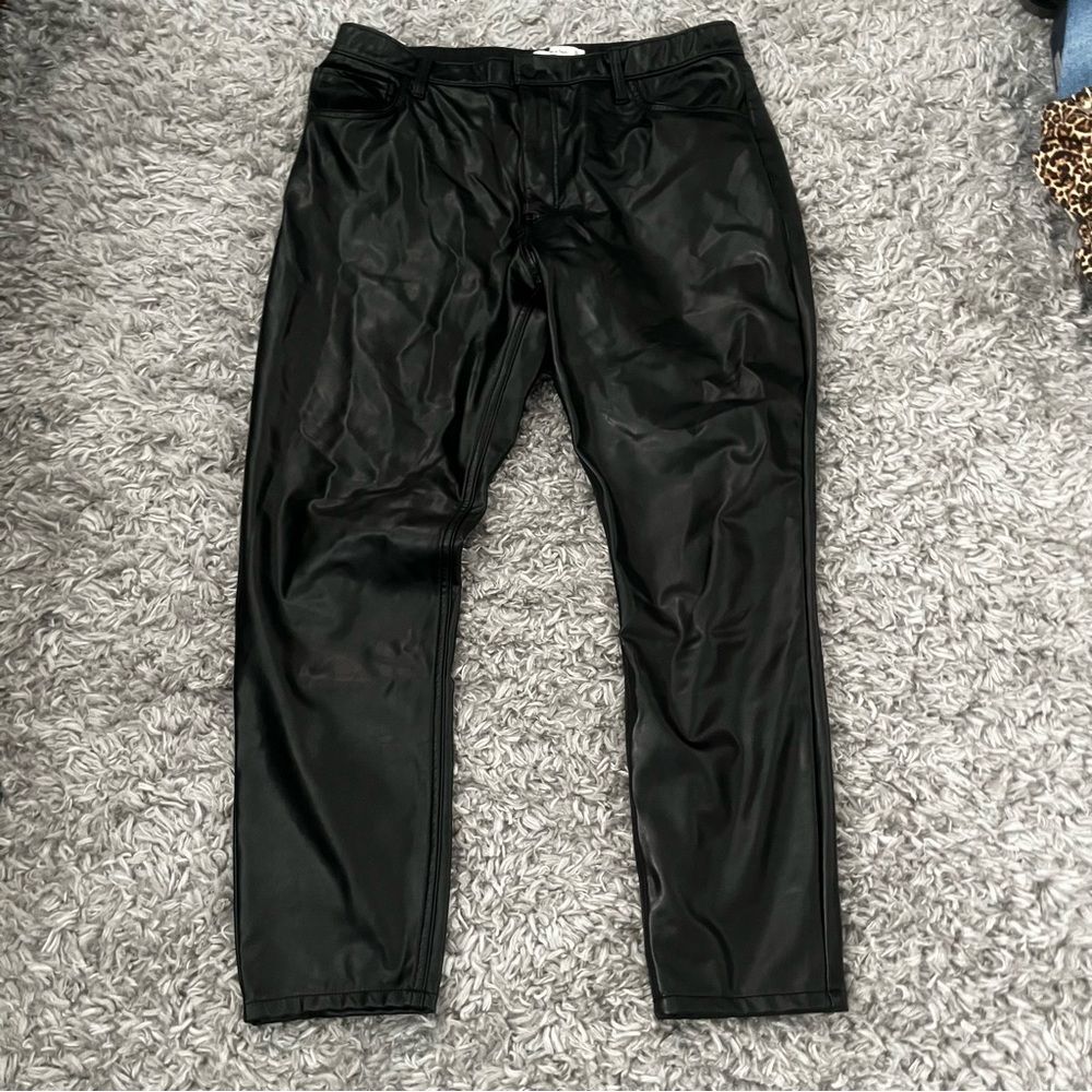 Abercrombie and Fitch Vegan Leather Skinny High Rise Pants size 16 33